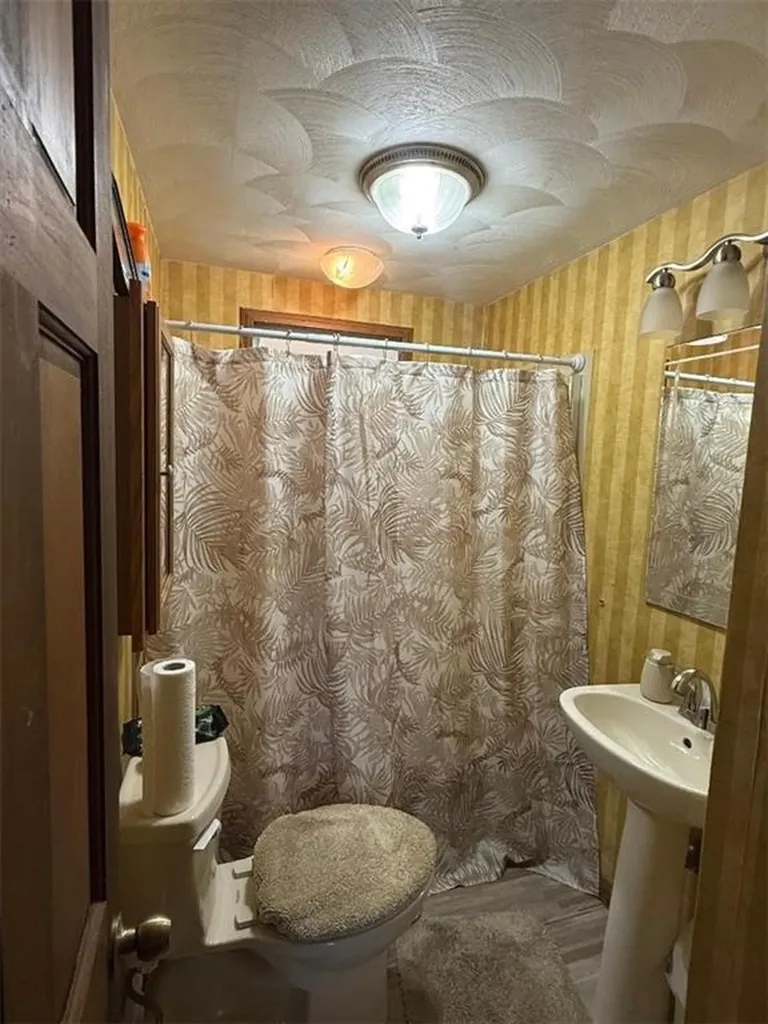 14 Lottie Drive East Providence RI 02915