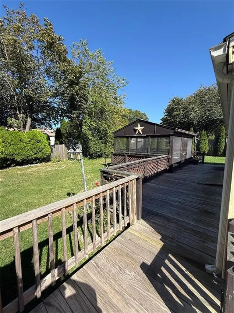 14 Lottie Drive East Providence RI 02915