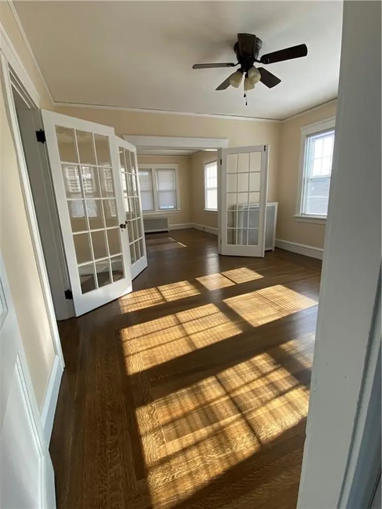 130 Wollaston Street Cranston RI 02910