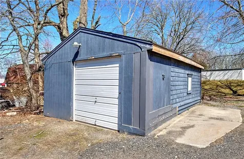 628 Metacom Avenue Warren RI 02885