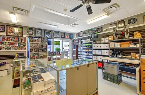 628 Metacom Avenue Warren RI 02885