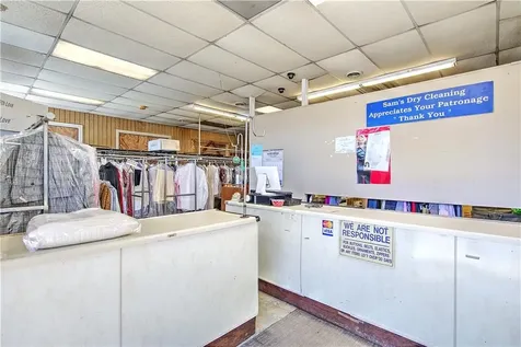 628 Metacom Avenue Warren RI 02885