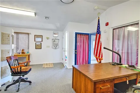 628 Metacom Avenue Warren RI 02885