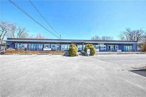 628 Metacom Avenue Warren RI 02885
