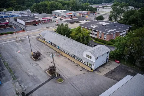 628 Metacom Avenue Warren RI 02885