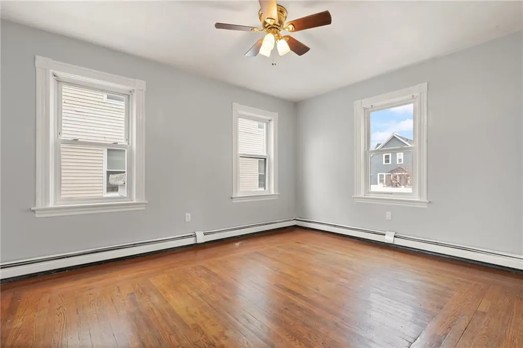 42 Corinth Street Providence RI 02907