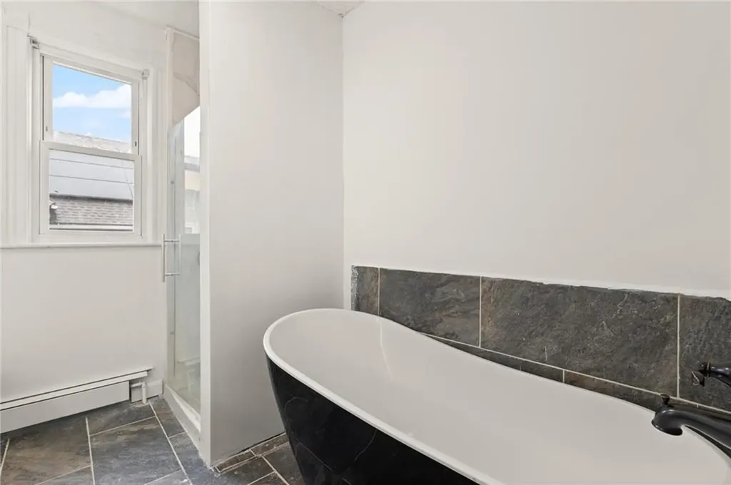 42 Corinth Street Providence RI 02907