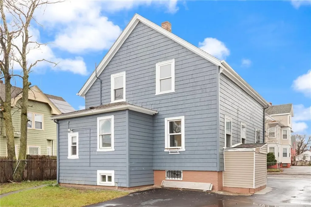 42 Corinth Street Providence RI 02907