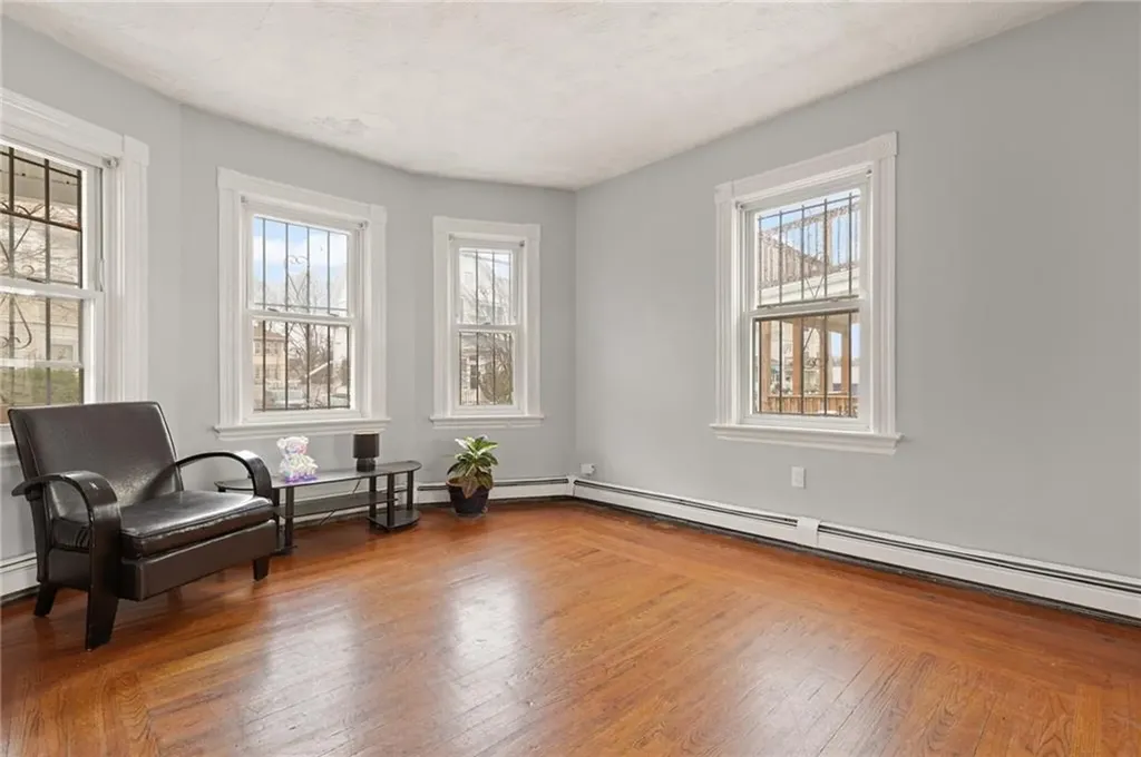 42 Corinth Street Providence RI 02907