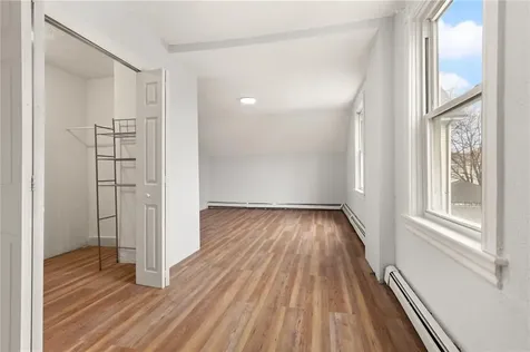 42 Corinth Street Providence RI 02907