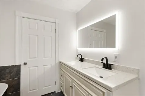 42 Corinth Street Providence RI 02907