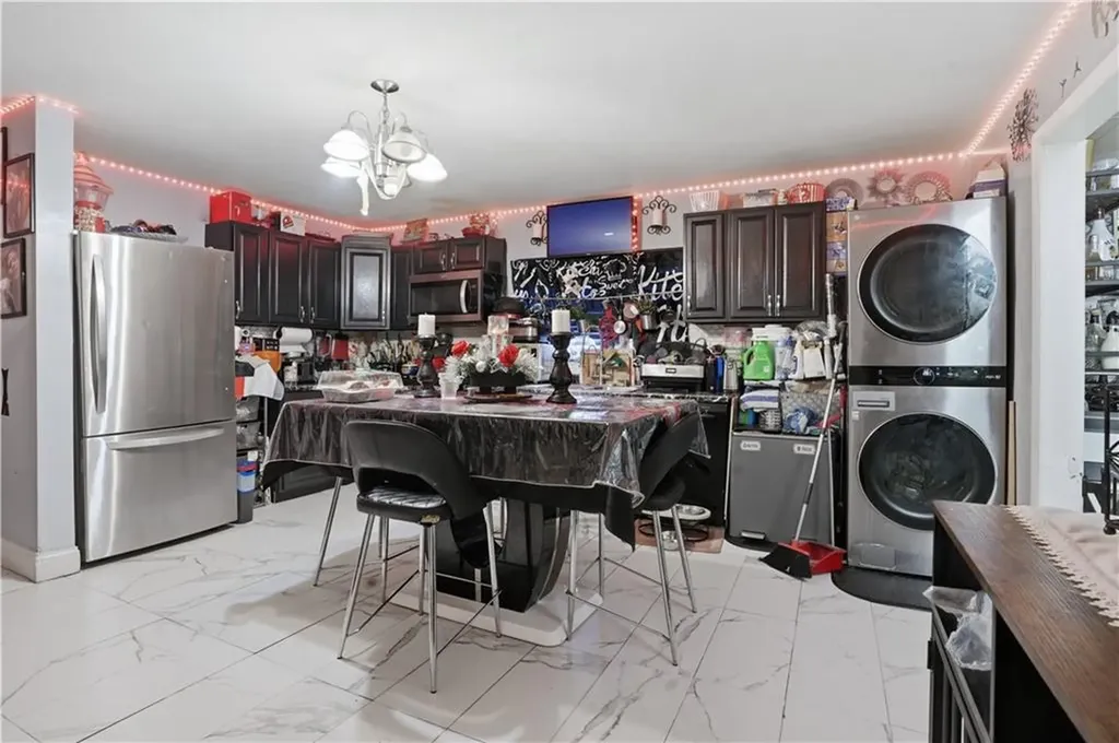 872 876 Lonsdale Avenue Central Falls RI 02863