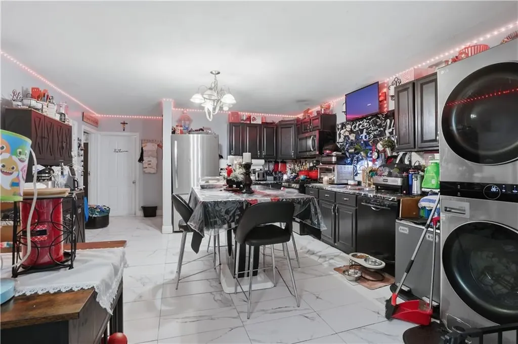 872 876 Lonsdale Avenue Central Falls RI 02863