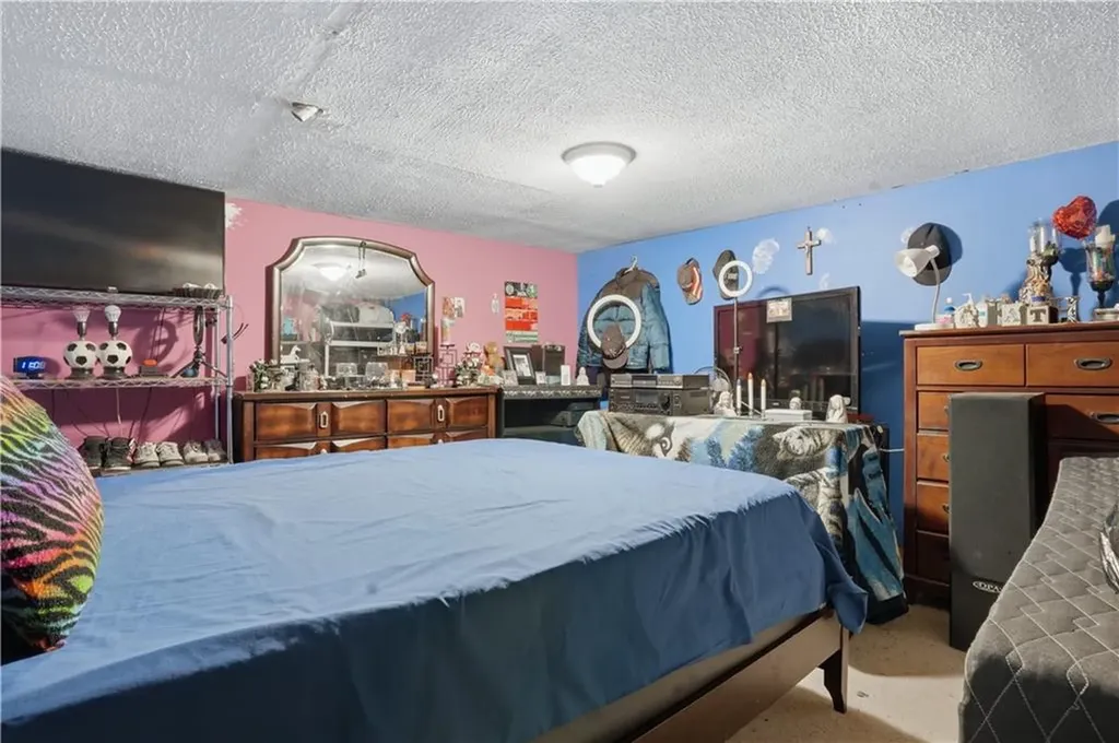 872 876 Lonsdale Avenue Central Falls RI 02863
