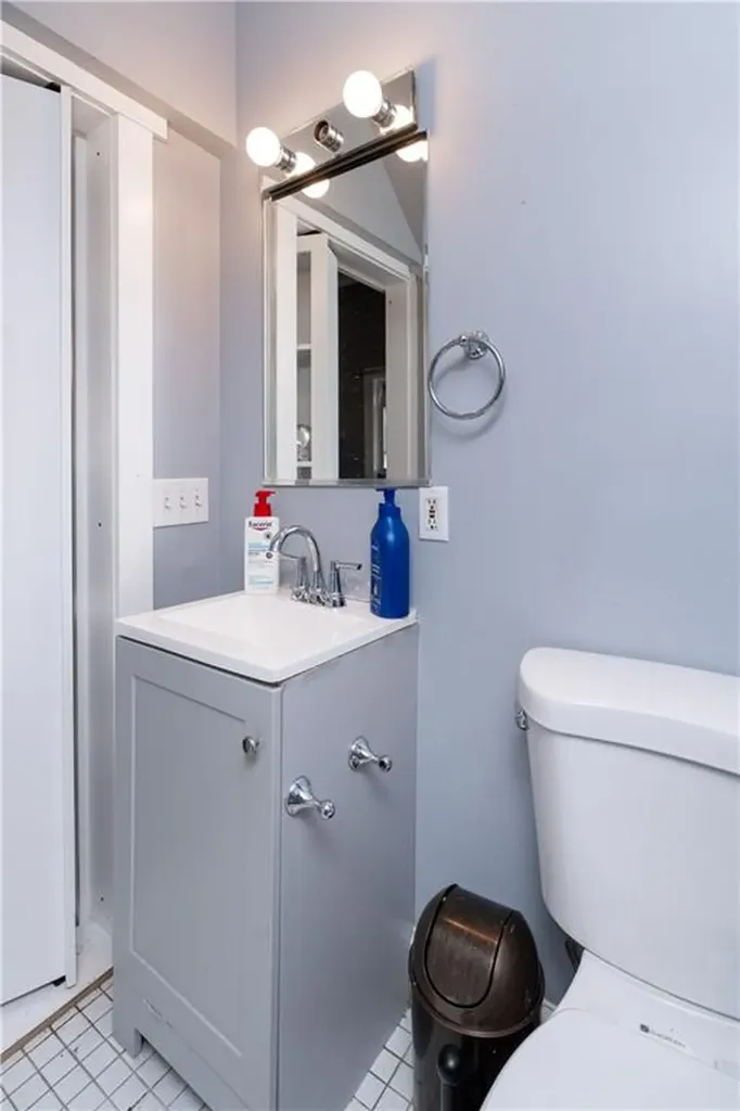 182 Adelaide Avenue Providence RI 02907