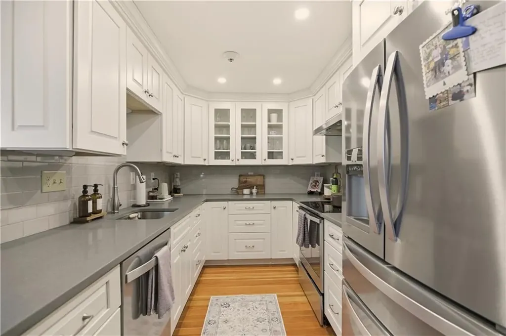 28 Kay Street Newport RI 02840