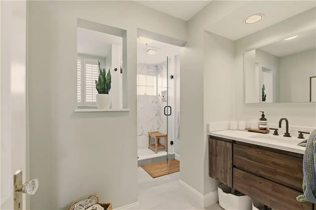 28 Kay Street Newport RI 02840