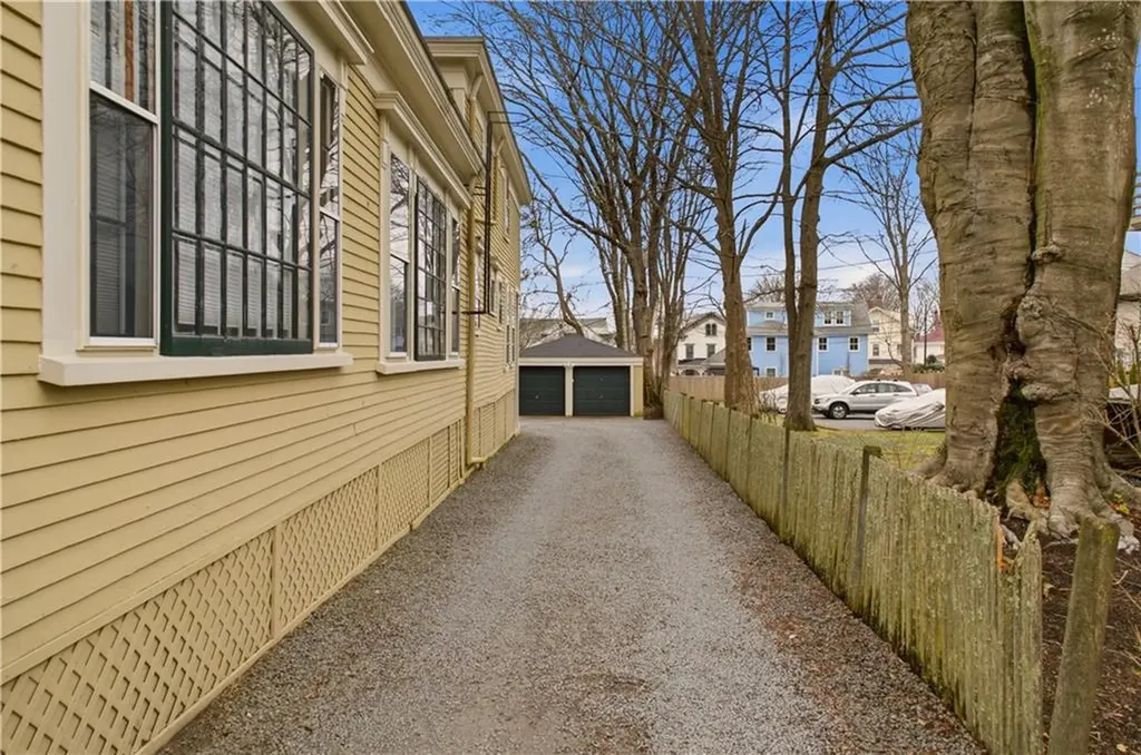 28 Kay Street Newport RI 02840