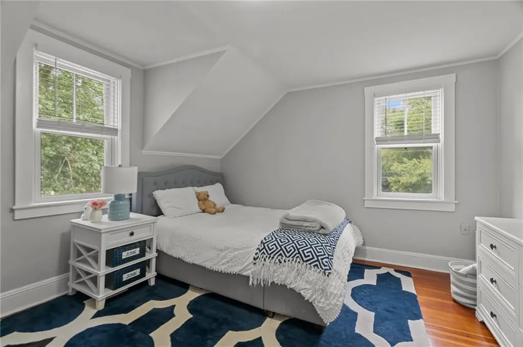 303 New Meadow Road Barrington RI 02806