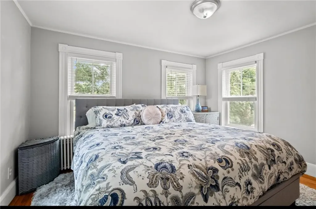 303 New Meadow Road Barrington RI 02806