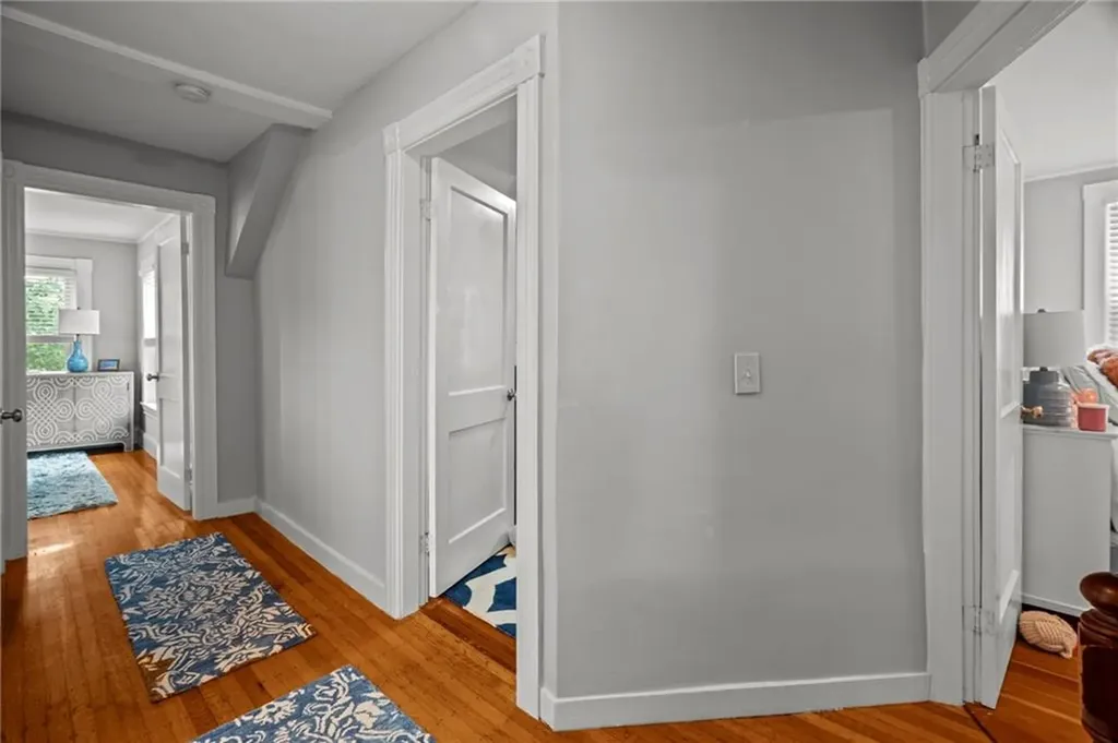 303 New Meadow Road Barrington RI 02806