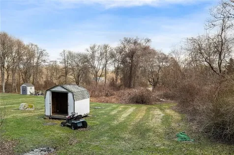 20 Maple Avenue Little Compton RI 02837