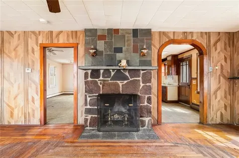 20 Maple Avenue Little Compton RI 02837