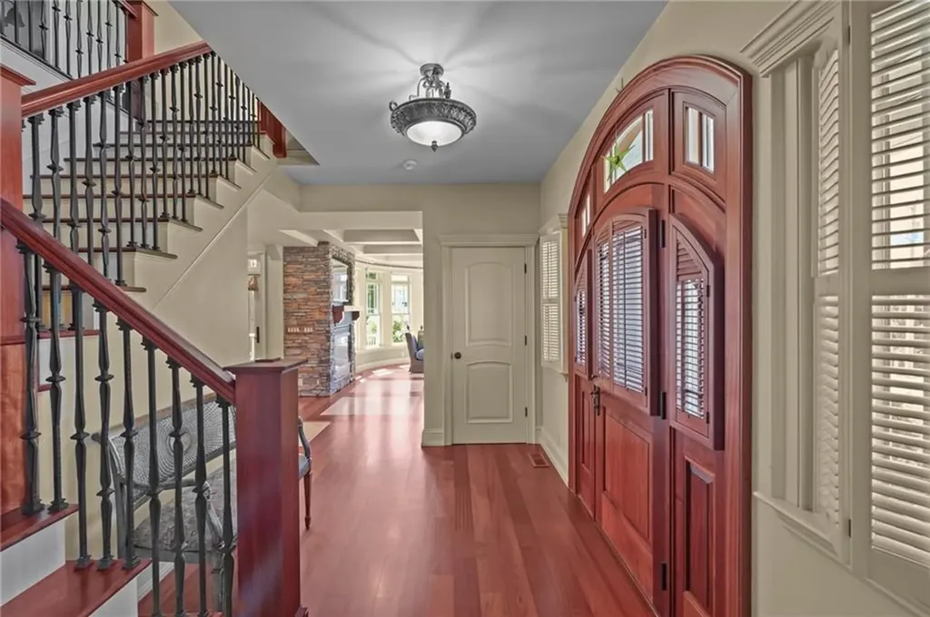 74 Bayberry Road Narragansett RI 02882