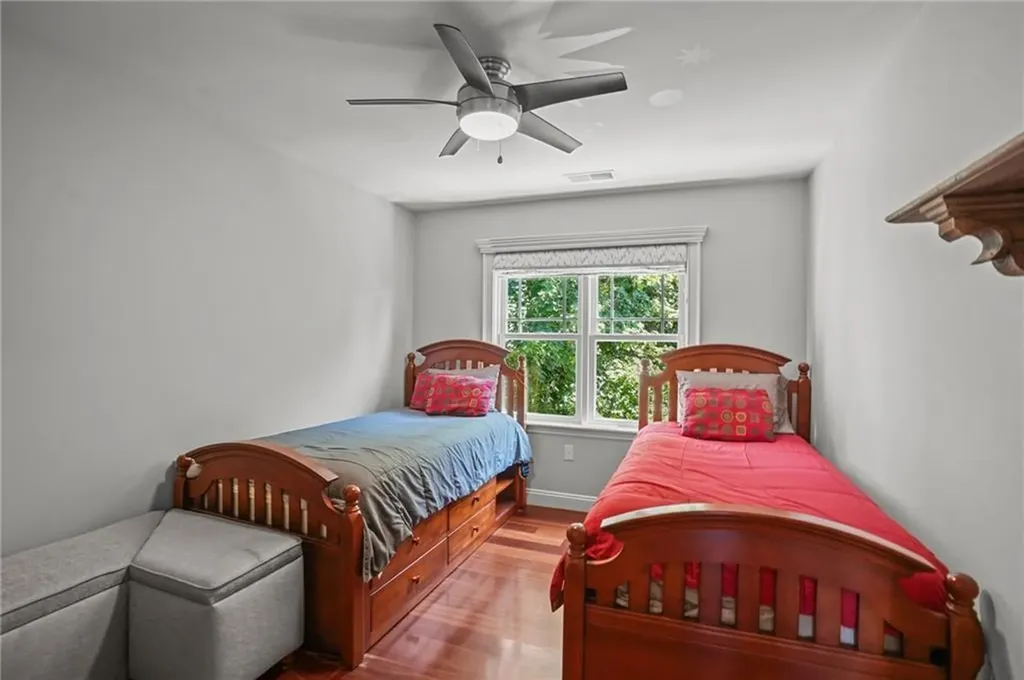 74 Bayberry Road Narragansett RI 02882