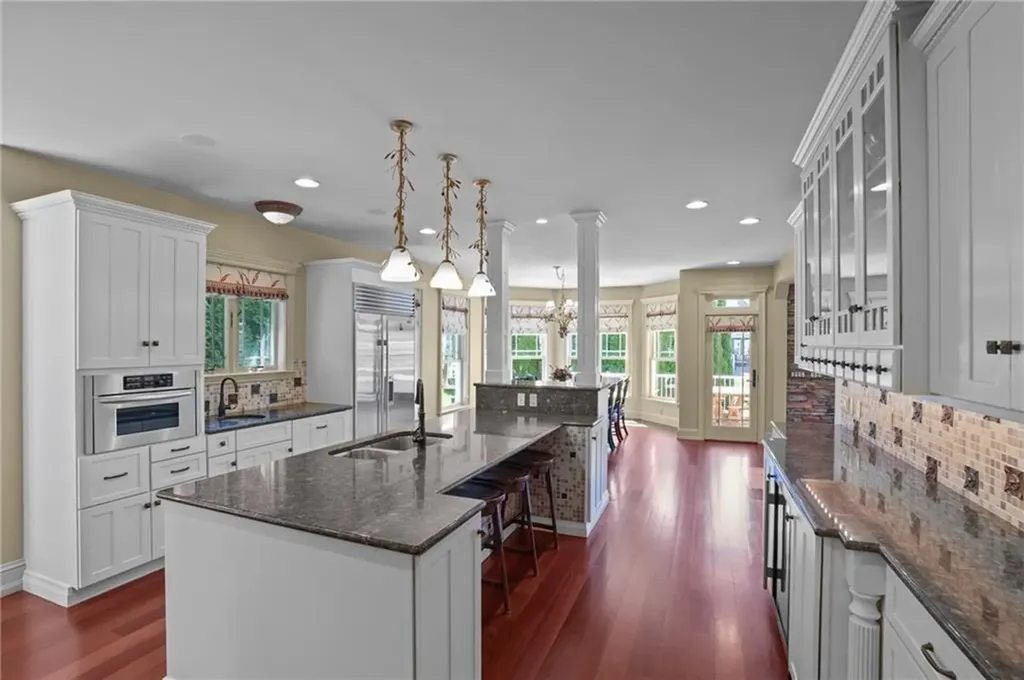 74 Bayberry Road Narragansett RI 02882