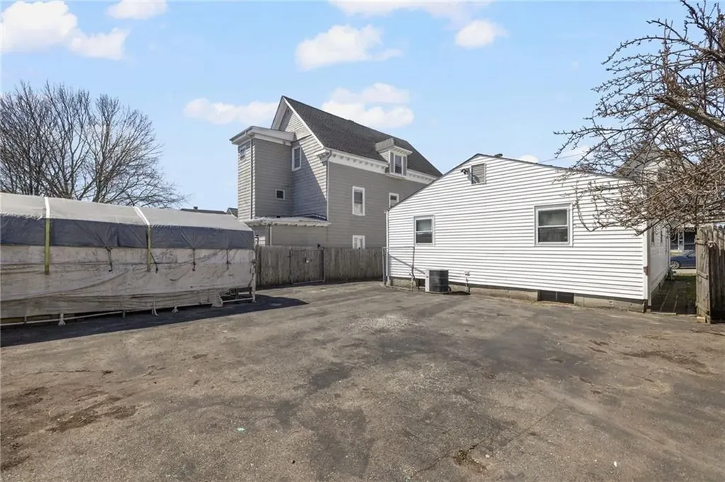 106 Sumner Avenue Central Falls RI 02863