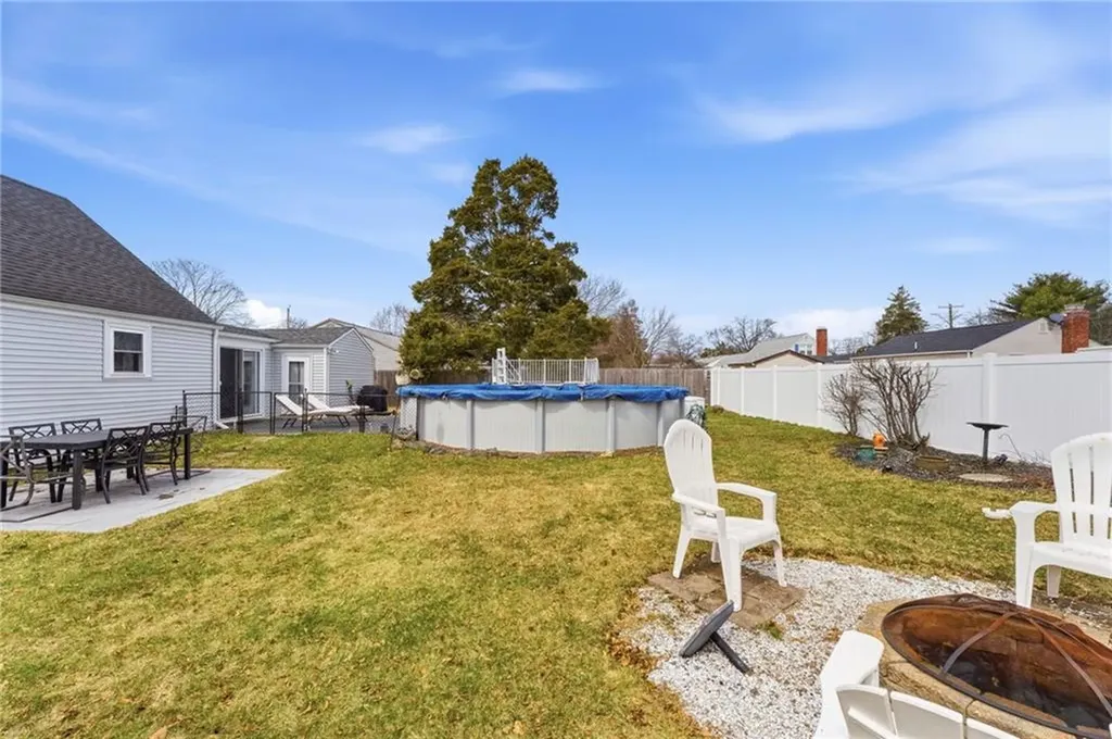 136 Missouri Drive Warwick RI 02886