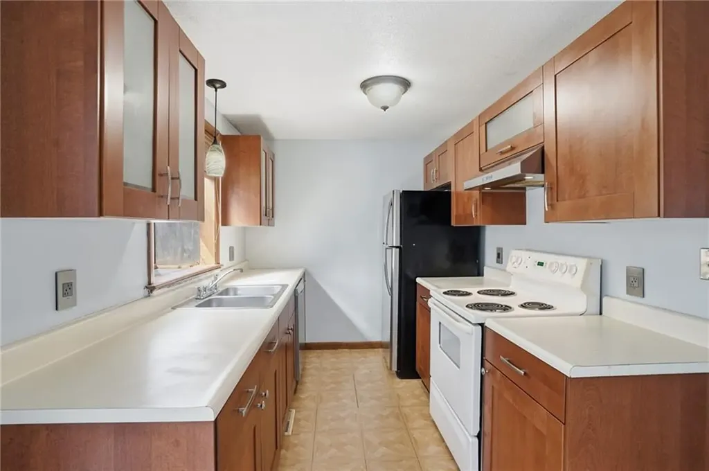 53 Kristee Circle West Warwick RI 02893