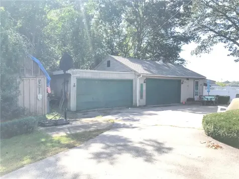 179 Lane 4 Road Warwick RI 02888