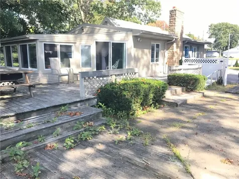 179 Lane 4 Road Warwick RI 02888