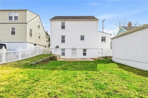 230 New London Avenue West Warwick RI 02893