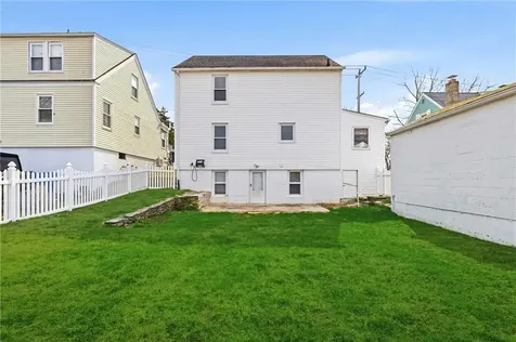 230 New London Avenue West Warwick RI 02893