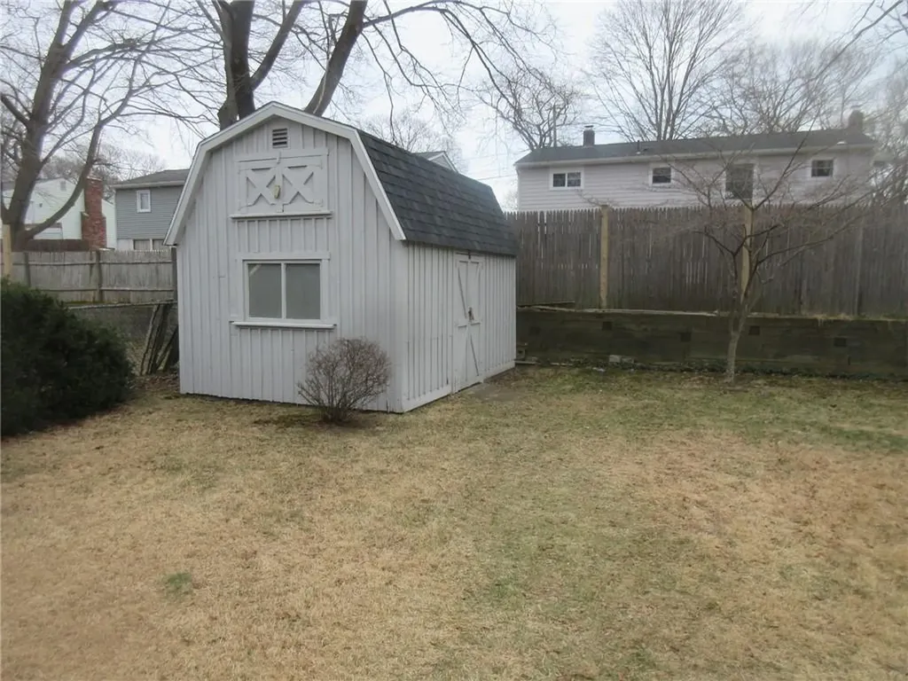 70 Keeley Avenue Warwick RI 02886