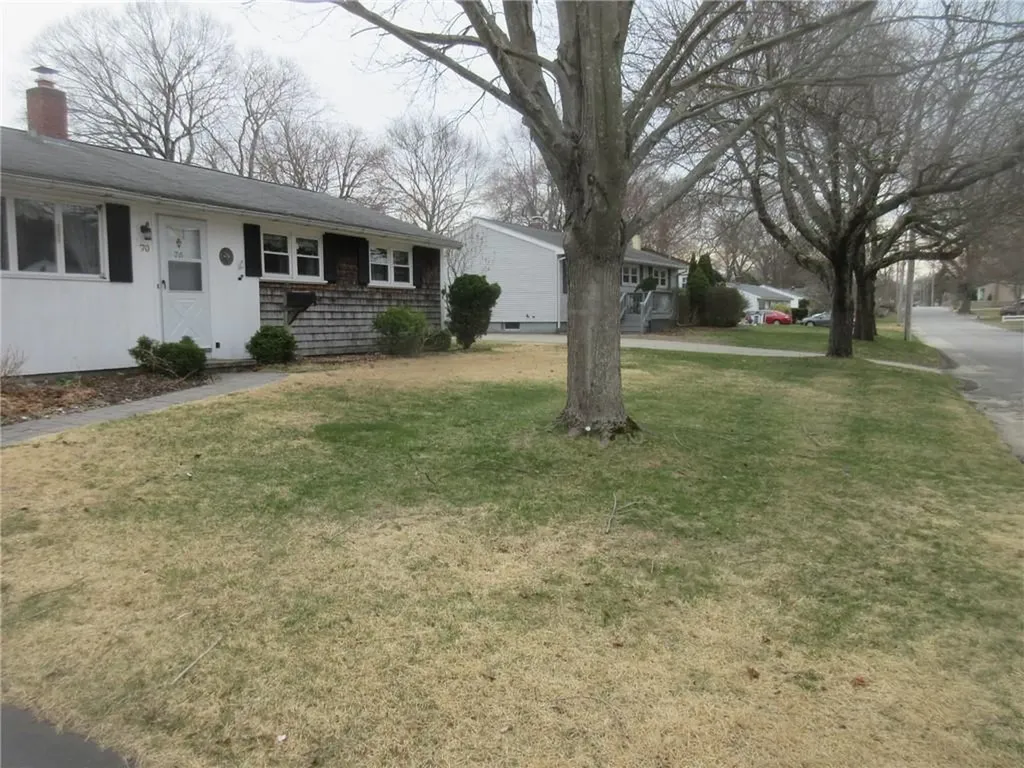 70 Keeley Avenue Warwick RI 02886