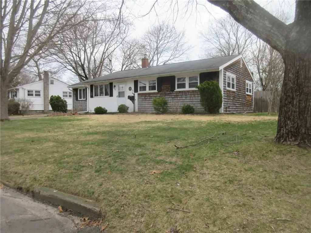 70 Keeley Avenue Warwick RI 02886