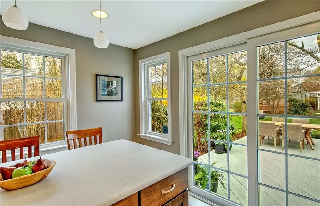 25 Belton Drive Barrington RI 02806