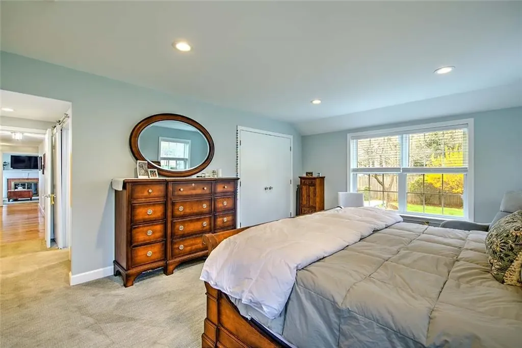 25 Belton Drive Barrington RI 02806