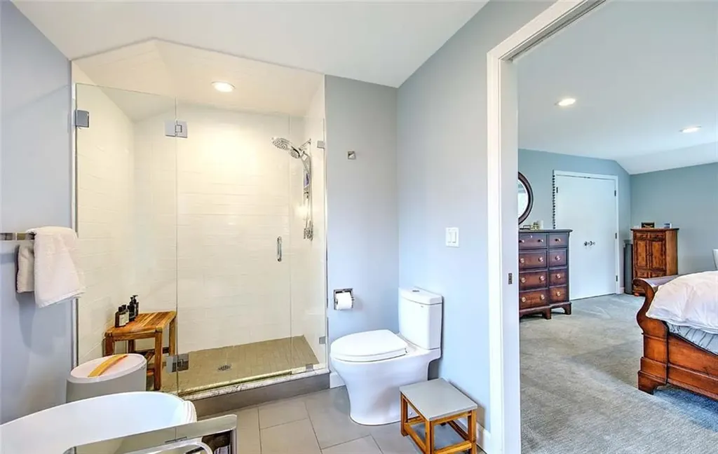 25 Belton Drive Barrington RI 02806