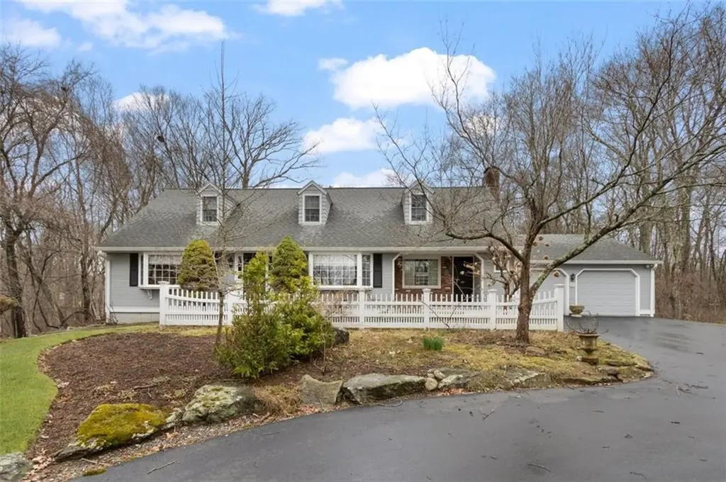 38 Hartford Pike Foster RI 02857