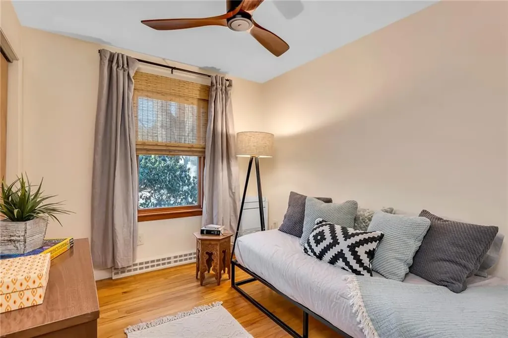 1 Collins Terrace Middletown RI 02842