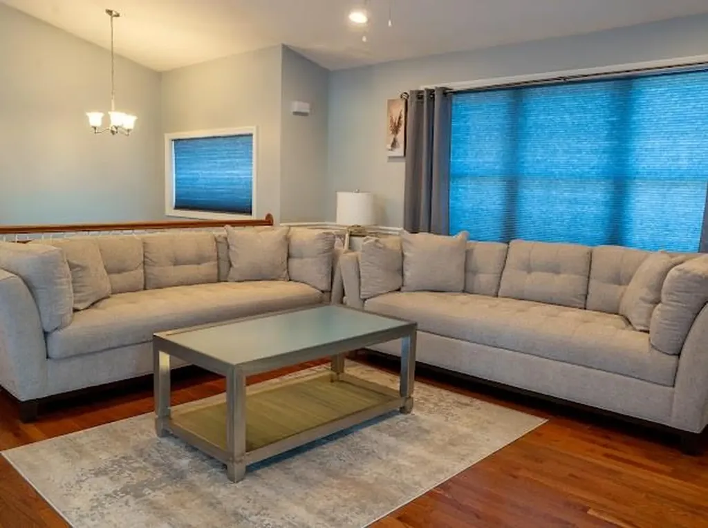 8 Lakeside Street Providence RI 02904