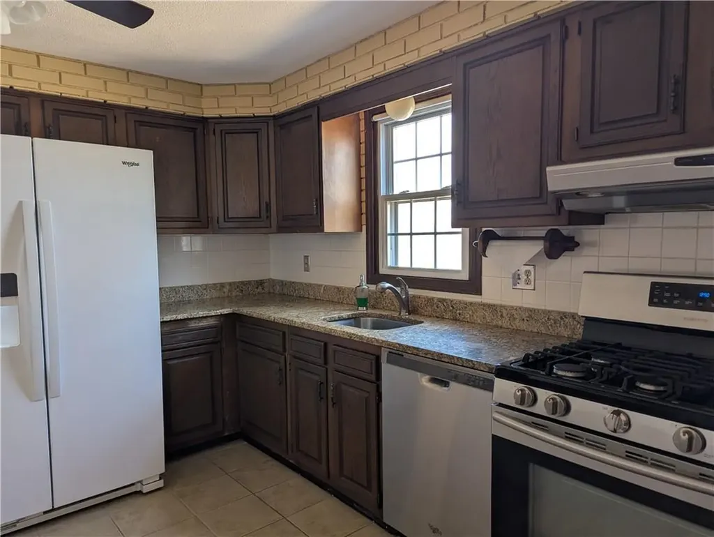 699 Lower River Road Lincoln RI 02865