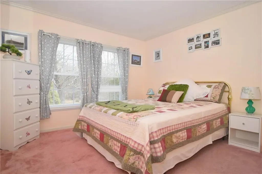 181 Little Pond Road South Kingstown RI 02879
