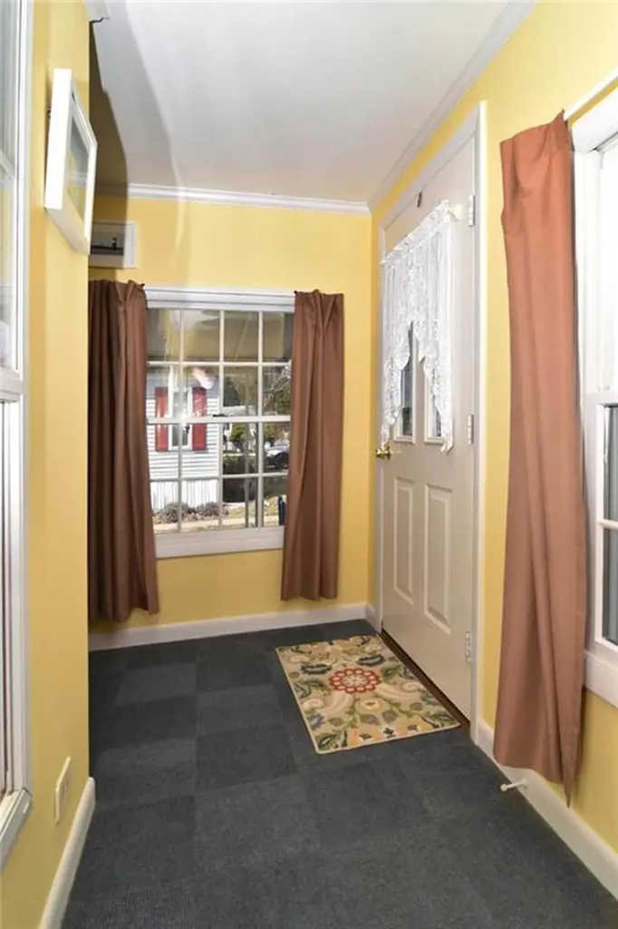 181 Little Pond Road South Kingstown RI 02879