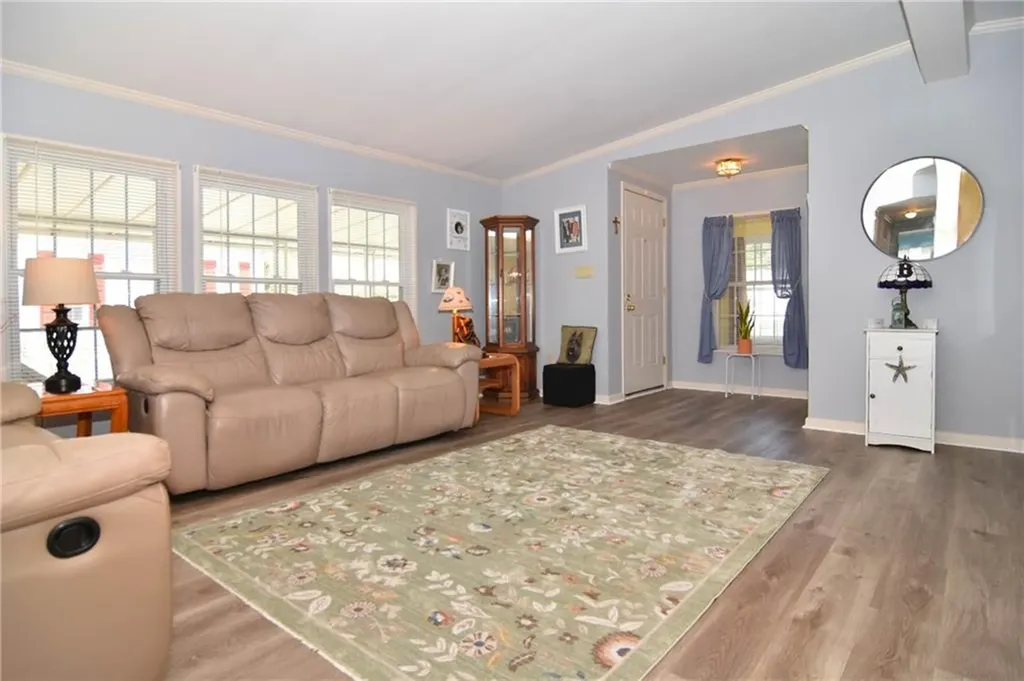 181 Little Pond Road South Kingstown RI 02879